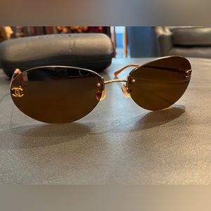 Vintage Channel 4013  Sunglasses excellent condition